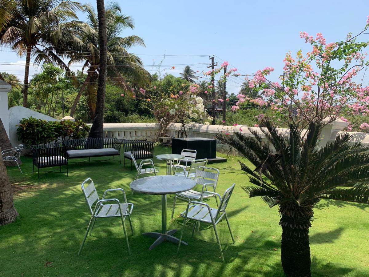 Chalet Saffron Goa Benaulim Exteriör bild